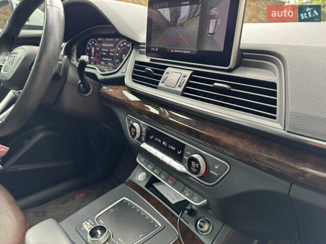 Белый Ауди Ку 5, объемом двигателя 1.98 л и пробегом 79 тыс. км за 32800 $, фото 9 на Automoto.ua