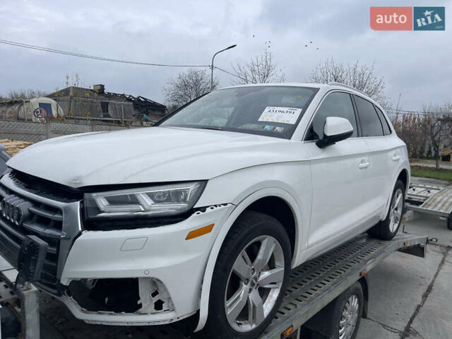 Белый Ауди Ку 5, объемом двигателя 2 л и пробегом 240 тыс. км за 15700 $, фото 1 на Automoto.ua