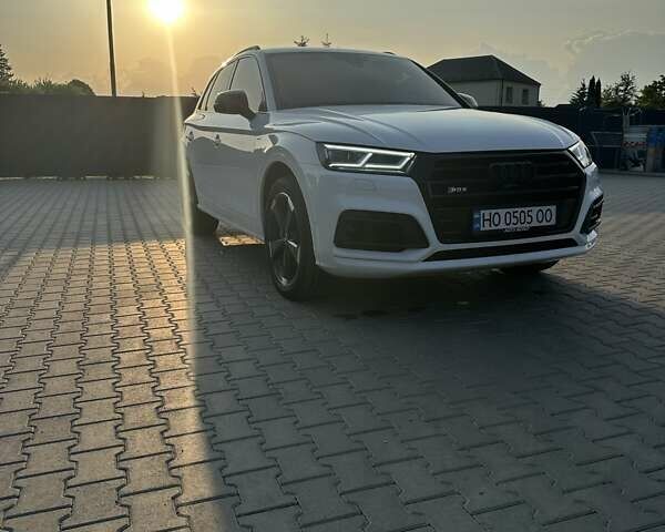 Білий Ауді Ку 5, об'ємом двигуна 2.97 л та пробігом 140 тис. км за 45698 $, фото 3 на Automoto.ua