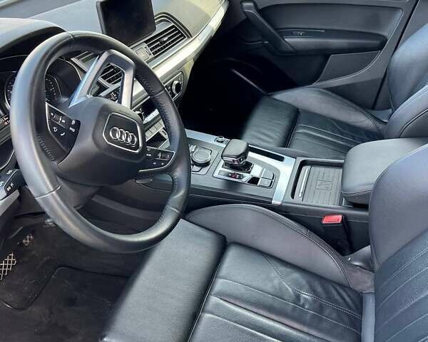 Белый Ауди Ку 5, объемом двигателя 1.98 л и пробегом 77 тыс. км за 25900 $, фото 15 на Automoto.ua