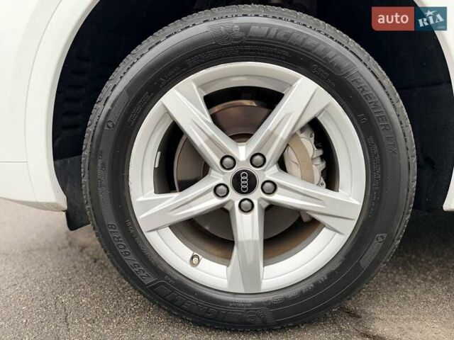 Білий Ауді Ку 5, об'ємом двигуна 1.98 л та пробігом 39 тис. км за 33500 $, фото 21 на Automoto.ua