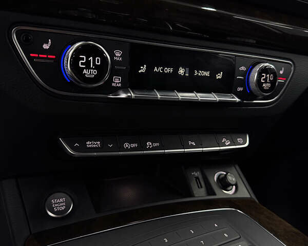 Білий Ауді Ку 5, об'ємом двигуна 1.98 л та пробігом 180 тис. км за 24399 $, фото 32 на Automoto.ua