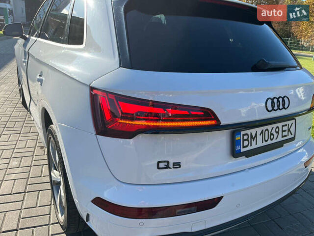 Білий Ауді Ку 5, об'ємом двигуна 1.98 л та пробігом 75 тис. км за 34500 $, фото 4 на Automoto.ua