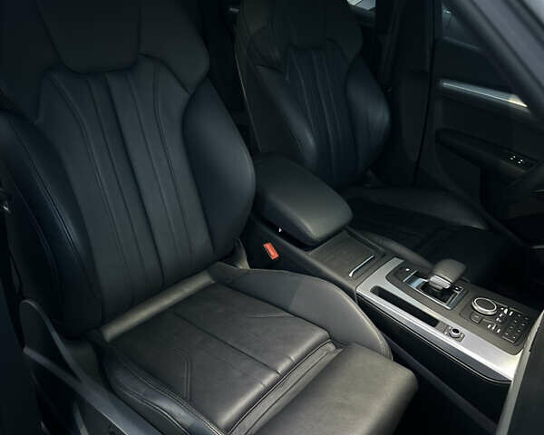 Білий Ауді Ку 5, об'ємом двигуна 2 л та пробігом 119 тис. км за 25700 $, фото 15 на Automoto.ua