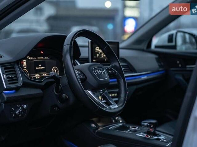 Білий Ауді Ку 5, об'ємом двигуна 1.98 л та пробігом 62 тис. км за 43600 $, фото 29 на Automoto.ua