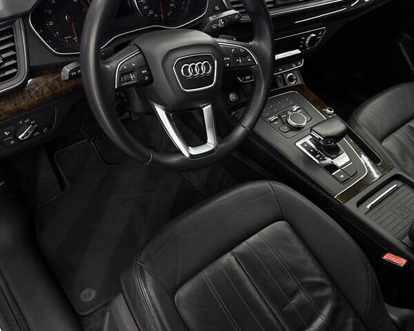 Білий Ауді Ку 5, об'ємом двигуна 1.98 л та пробігом 180 тис. км за 24399 $, фото 18 на Automoto.ua