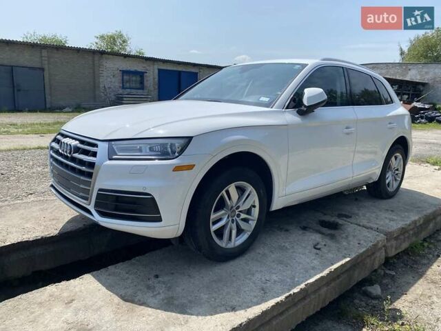 Білий Ауді Ку 5, об'ємом двигуна 2 л та пробігом 182 тис. км за 18200 $, фото 3 на Automoto.ua