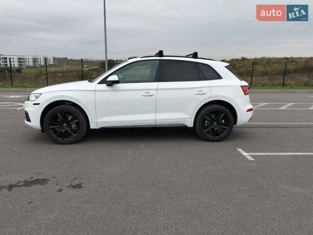 Белый Ауди Ку 5, объемом двигателя 2 л и пробегом 52 тыс. км за 30900 $, фото 6 на Automoto.ua