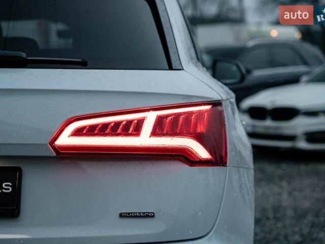 Білий Ауді Ку 5, об'ємом двигуна 1.98 л та пробігом 62 тис. км за 43600 $, фото 6 на Automoto.ua