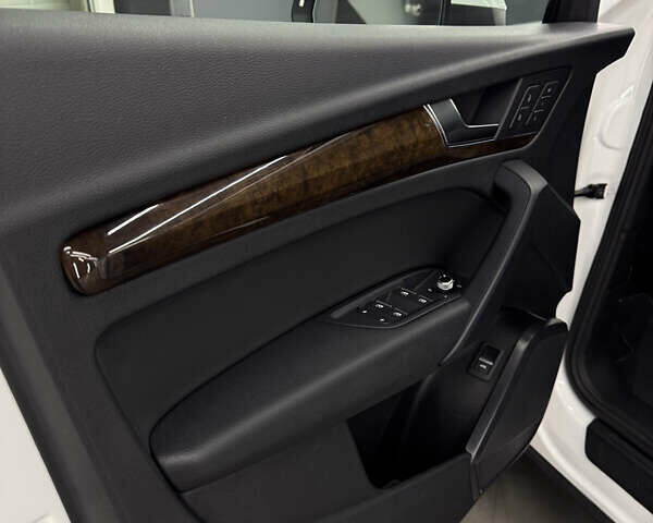 Білий Ауді Ку 5, об'ємом двигуна 1.98 л та пробігом 180 тис. км за 24399 $, фото 16 на Automoto.ua