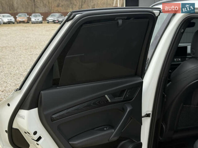 Белый Ауди Ку 5, объемом двигателя 1.98 л и пробегом 65 тыс. км за 40999 $, фото 29 на Automoto.ua