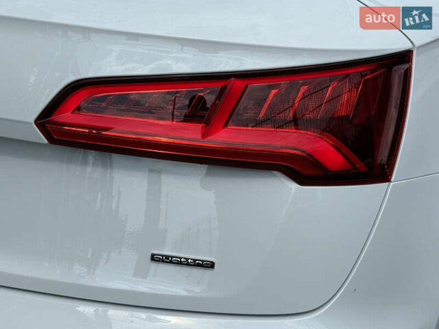 Белый Ауди Ку 5, объемом двигателя 2 л и пробегом 55 тыс. км за 26500 $, фото 21 на Automoto.ua