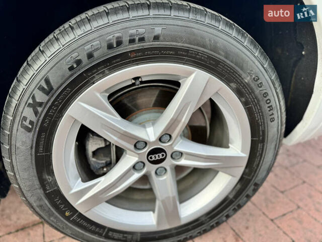 Белый Ауди Ку 5, объемом двигателя 1.98 л и пробегом 130 тыс. км за 27750 $, фото 9 на Automoto.ua