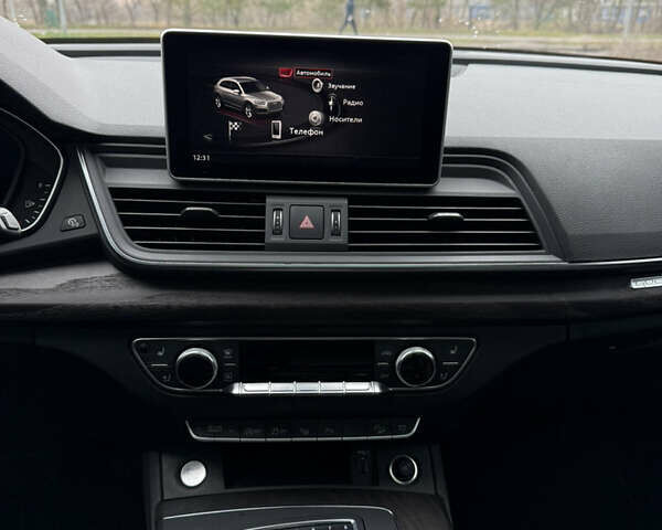 Білий Ауді Ку 5, об'ємом двигуна 1.98 л та пробігом 70 тис. км за 32500 $, фото 16 на Automoto.ua