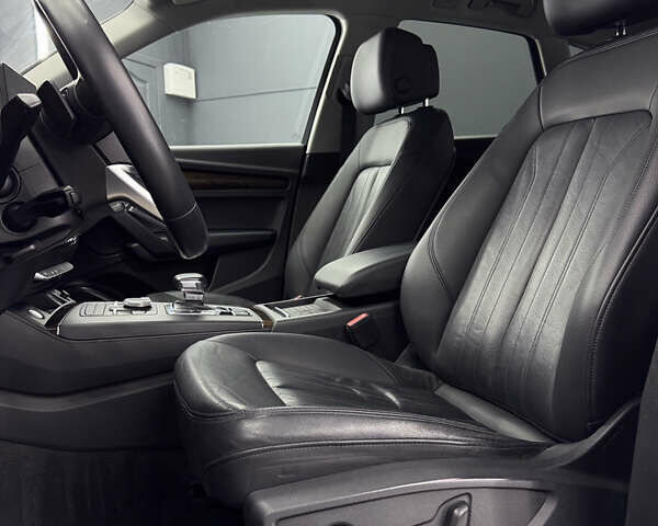 Білий Ауді Ку 5, об'ємом двигуна 1.98 л та пробігом 180 тис. км за 24399 $, фото 15 на Automoto.ua