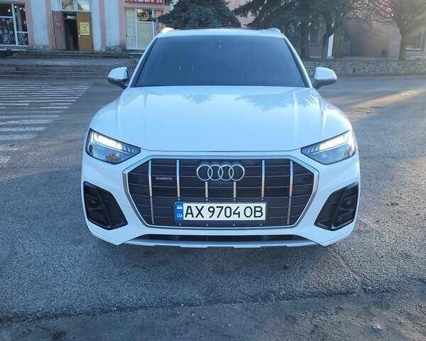 Белый Ауди Ку 5, объемом двигателя 1.98 л и пробегом 36 тыс. км за 44000 $, фото 3 на Automoto.ua
