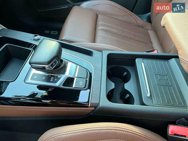 Білий Ауді Ку 5, об'ємом двигуна 1.98 л та пробігом 75 тис. км за 34500 $, фото 20 на Automoto.ua