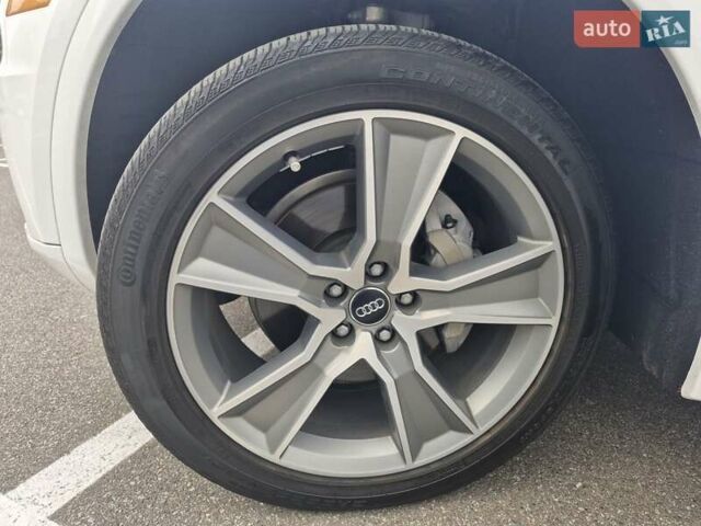 Белый Ауди Ку 5, объемом двигателя 1.98 л и пробегом 128 тыс. км за 31400 $, фото 12 на Automoto.ua