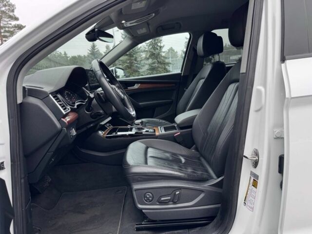 Белый Ауди Ку 5, объемом двигателя 2 л и пробегом 98 тыс. км за 29950 $, фото 17 на Automoto.ua