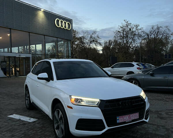 Білий Ауді Ку 5, об'ємом двигуна 2 л та пробігом 119 тис. км за 25700 $, фото 8 на Automoto.ua