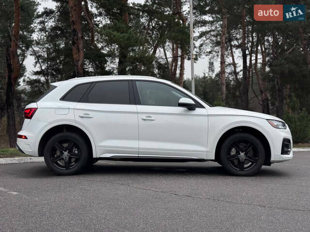 Білий Ауді Ку 5, об'ємом двигуна 1.98 л та пробігом 98 тис. км за 29950 $, фото 8 на Automoto.ua