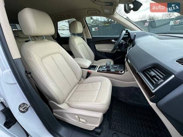 Белый Ауди Ку 5, объемом двигателя 1.98 л и пробегом 183 тыс. км за 23950 $, фото 21 на Automoto.ua