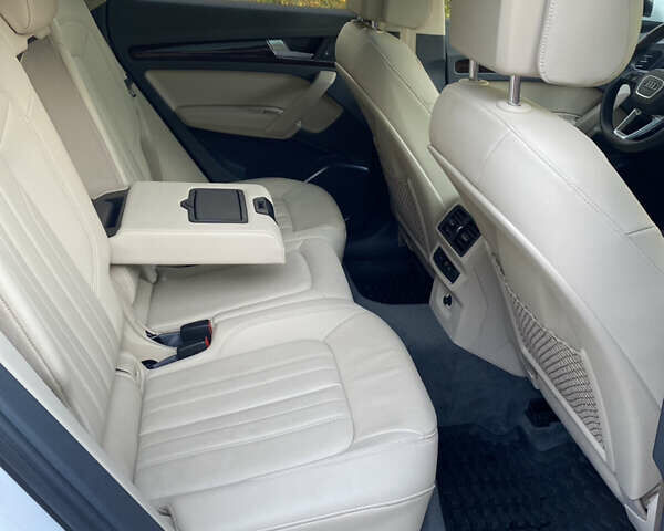 Ауди Ку 5 2020 в Василькове на Automoto.ua Белый Ауди Ку 5, объемом двигателя 1.98 л и пробегом 70 тыс. км за 27400 $, фото 30 на Automoto.ua