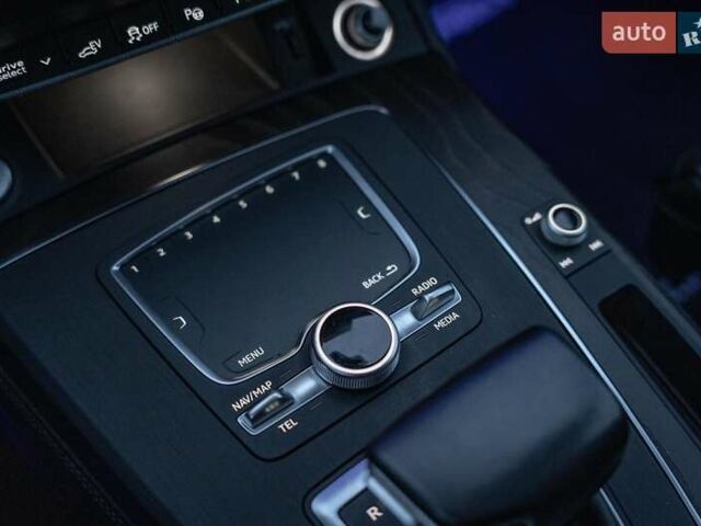 Білий Ауді Ку 5, об'ємом двигуна 1.98 л та пробігом 62 тис. км за 43600 $, фото 43 на Automoto.ua