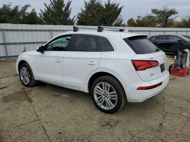 Белый Ауди Ку 5, объемом двигателя 2 л и пробегом 80 тыс. км за 21900 $, фото 3 на Automoto.ua