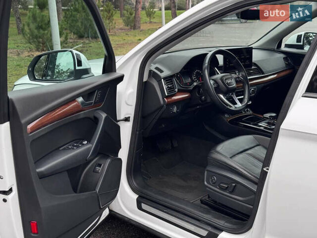 Білий Ауді Ку 5, об'ємом двигуна 1.98 л та пробігом 98 тис. км за 29950 $, фото 31 на Automoto.ua