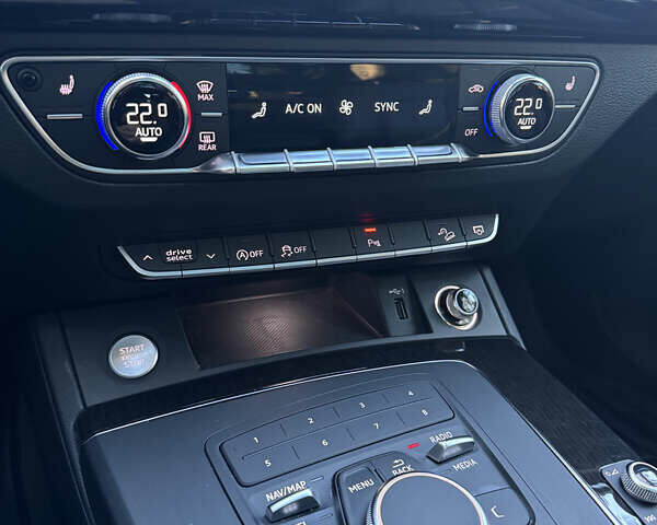 Білий Ауді Ку 5, об'ємом двигуна 1.98 л та пробігом 64 тис. км за 24600 $, фото 22 на Automoto.ua