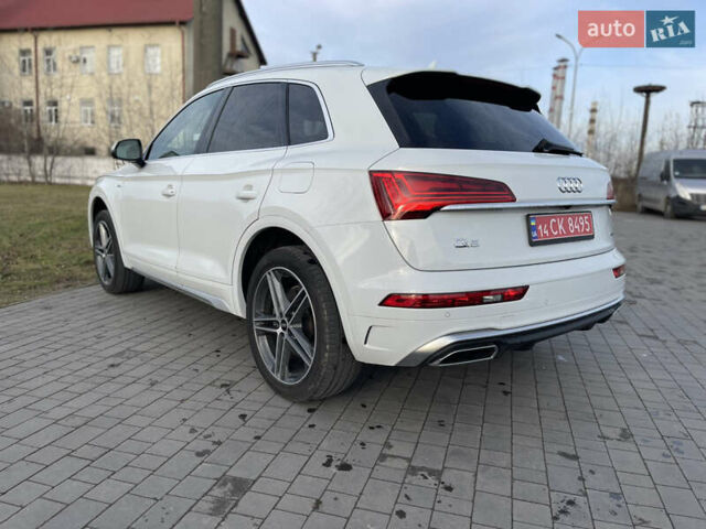 Белый Ауди Ку 5, объемом двигателя 2 л и пробегом 56 тыс. км за 38400 $, фото 5 на Automoto.ua