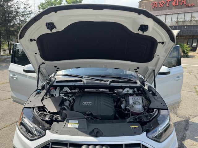 Белый Ауди Ку 5, объемом двигателя 2 л и пробегом 51 тыс. км за 37500 $, фото 18 на Automoto.ua