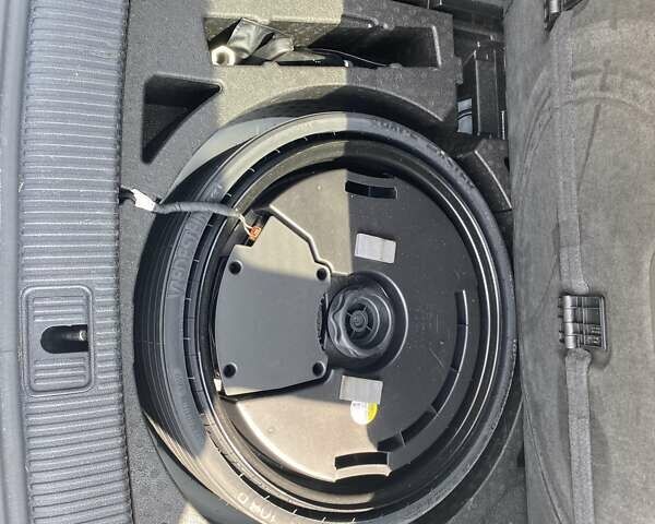 Білий Ауді Ку 5, об'ємом двигуна 2 л та пробігом 182 тис. км за 18200 $, фото 14 на Automoto.ua