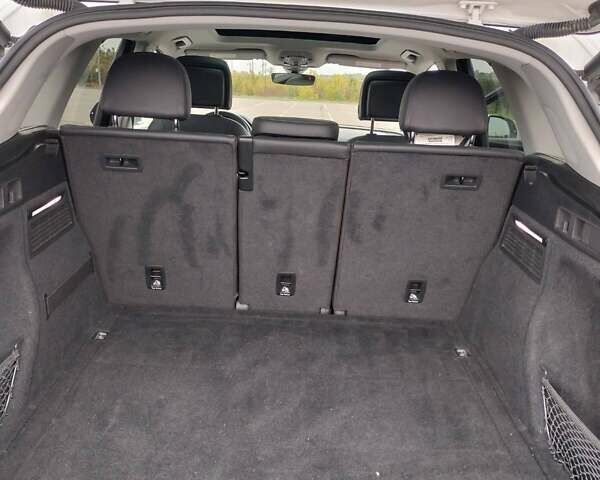 Белый Ауди Ку 5, объемом двигателя 2 л и пробегом 52 тыс. км за 30900 $, фото 21 на Automoto.ua