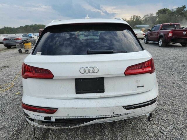 Белый Ауди Ку 5, объемом двигателя 0 л и пробегом 49 тыс. км за 7000 $, фото 5 на Automoto.ua