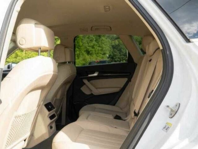 Белый Ауди Ку 5, объемом двигателя 2 л и пробегом 40 тыс. км за 15000 $, фото 5 на Automoto.ua