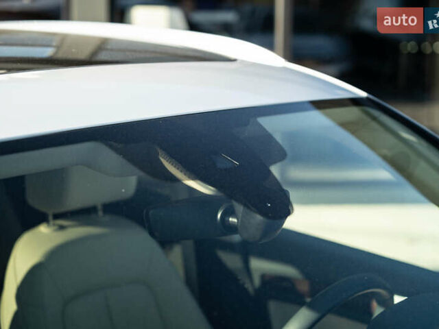 Білий Ауді Ку 5, об'ємом двигуна 1.98 л та пробігом 99 тис. км за 34500 $, фото 11 на Automoto.ua