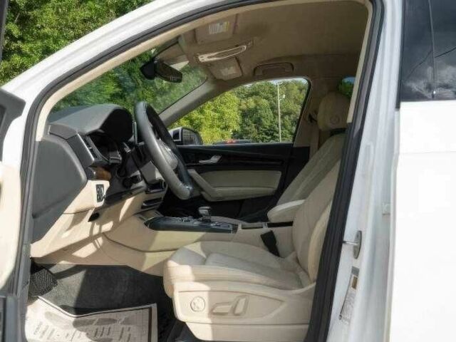 Белый Ауди Ку 5, объемом двигателя 2 л и пробегом 40 тыс. км за 15000 $, фото 9 на Automoto.ua