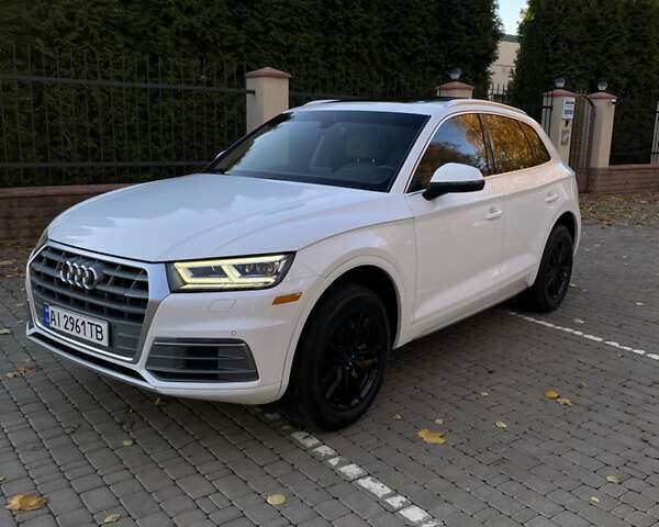 Ауди Ку 5 2020 в Василькове на Automoto.ua Белый Ауди Ку 5, объемом двигателя 1.98 л и пробегом 70 тыс. км за 27400 $, фото 7 на Automoto.ua