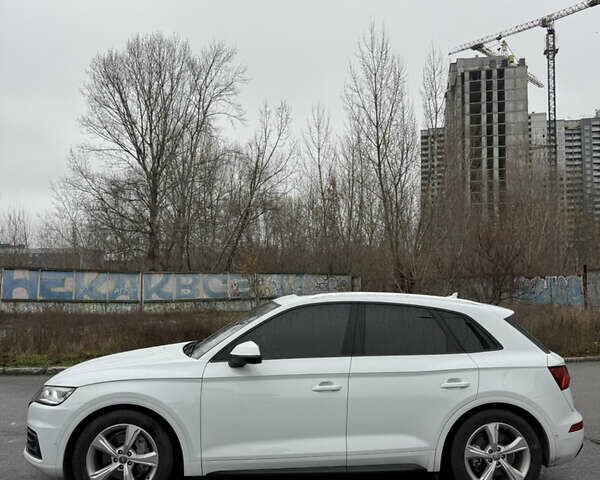 Білий Ауді Ку 5, об'ємом двигуна 1.98 л та пробігом 70 тис. км за 32500 $, фото 3 на Automoto.ua