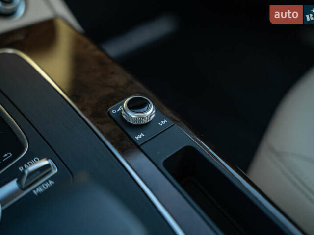 Білий Ауді Ку 5, об'ємом двигуна 1.98 л та пробігом 99 тис. км за 34500 $, фото 39 на Automoto.ua