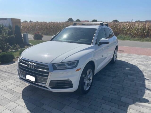 Белый Ауди Ку 5, объемом двигателя 2 л и пробегом 111 тыс. км за 16400 $, фото 1 на Automoto.ua