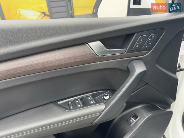 Ауди Ку 5 2020 в Стрые на Automoto.ua Белый Ауди Ку 5, объемом двигателя 2 л и пробегом 56 тыс. км за 26900 $, фото 63 на Automoto.ua
