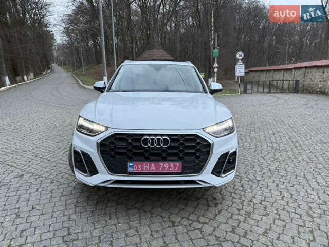 Білий Ауді Ку 5, об'ємом двигуна 2 л та пробігом 100 тис. км за 33900 $, фото 10 на Automoto.ua