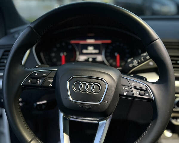 Білий Ауді Ку 5, об'ємом двигуна 2 л та пробігом 119 тис. км за 25700 $, фото 27 на Automoto.ua