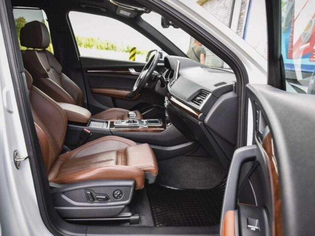 Білий Ауді Ку 5, об'ємом двигуна 2 л та пробігом 114 тис. км за 13500 $, фото 15 на Automoto.ua