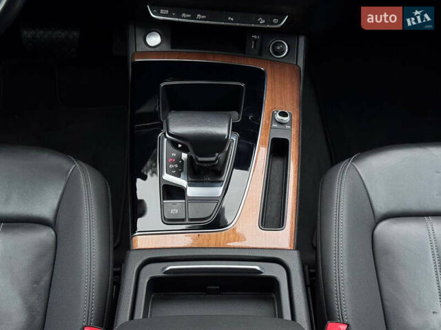 Білий Ауді Ку 5, об'ємом двигуна 1.98 л та пробігом 98 тис. км за 29950 $, фото 27 на Automoto.ua