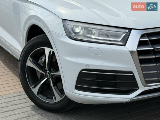 Белый Ауди Ку 5, объемом двигателя 2 л и пробегом 55 тыс. км за 26500 $, фото 17 на Automoto.ua