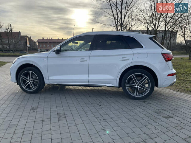 Белый Ауди Ку 5, объемом двигателя 2 л и пробегом 56 тыс. км за 38400 $, фото 3 на Automoto.ua